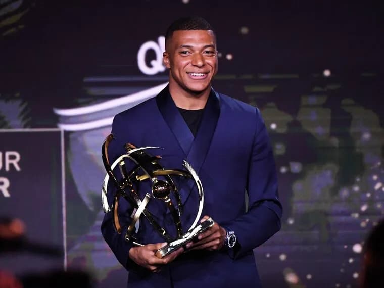 Kylian Mbappé: wiek, osiągnięcia i kariera młodej gwiazdy PSG Kylian Mbappé: wiek, osiągnięcia i kariera młodej gwiazdy PSG