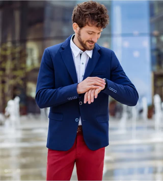 W co się ubrać na wesele: Elegancki strój męski - Porady i trendy W co się ubrać na wesele: Elegancki strój męski - Porady i trendy